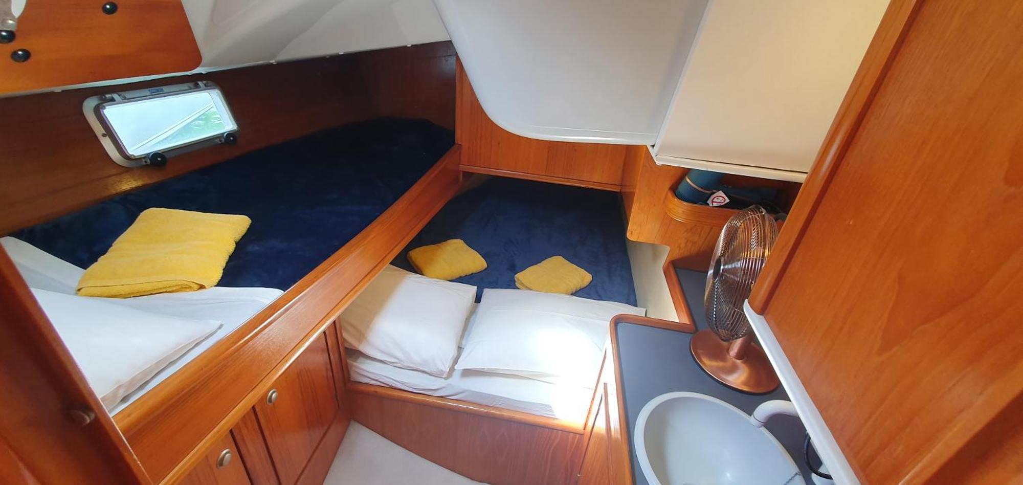 Coriandre 2 - Dormir Sur Un Grand Voilier 9 Personnes By Nuits Au Port 拉罗歇尔 外观 照片