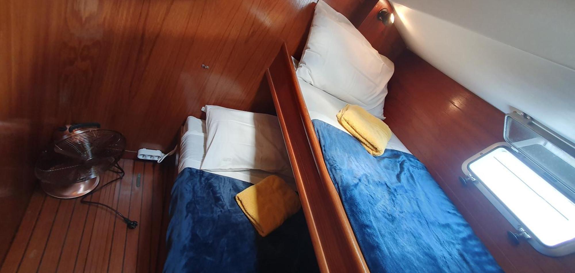 Coriandre 2 - Dormir Sur Un Grand Voilier 9 Personnes By Nuits Au Port 拉罗歇尔 外观 照片